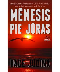 Mēnesis pie jūras